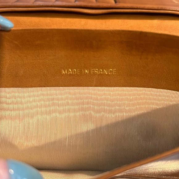 CHANEL Coco Chocolate Bar Caramel Lambskin Long Bi-Fold Wallet - Picture 11 of 14